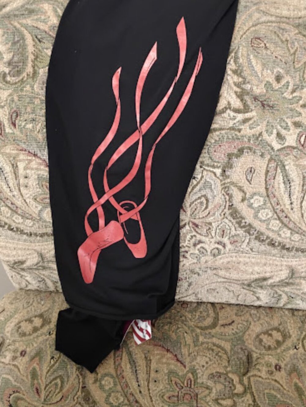 Motionwear red ballet shoe scarf